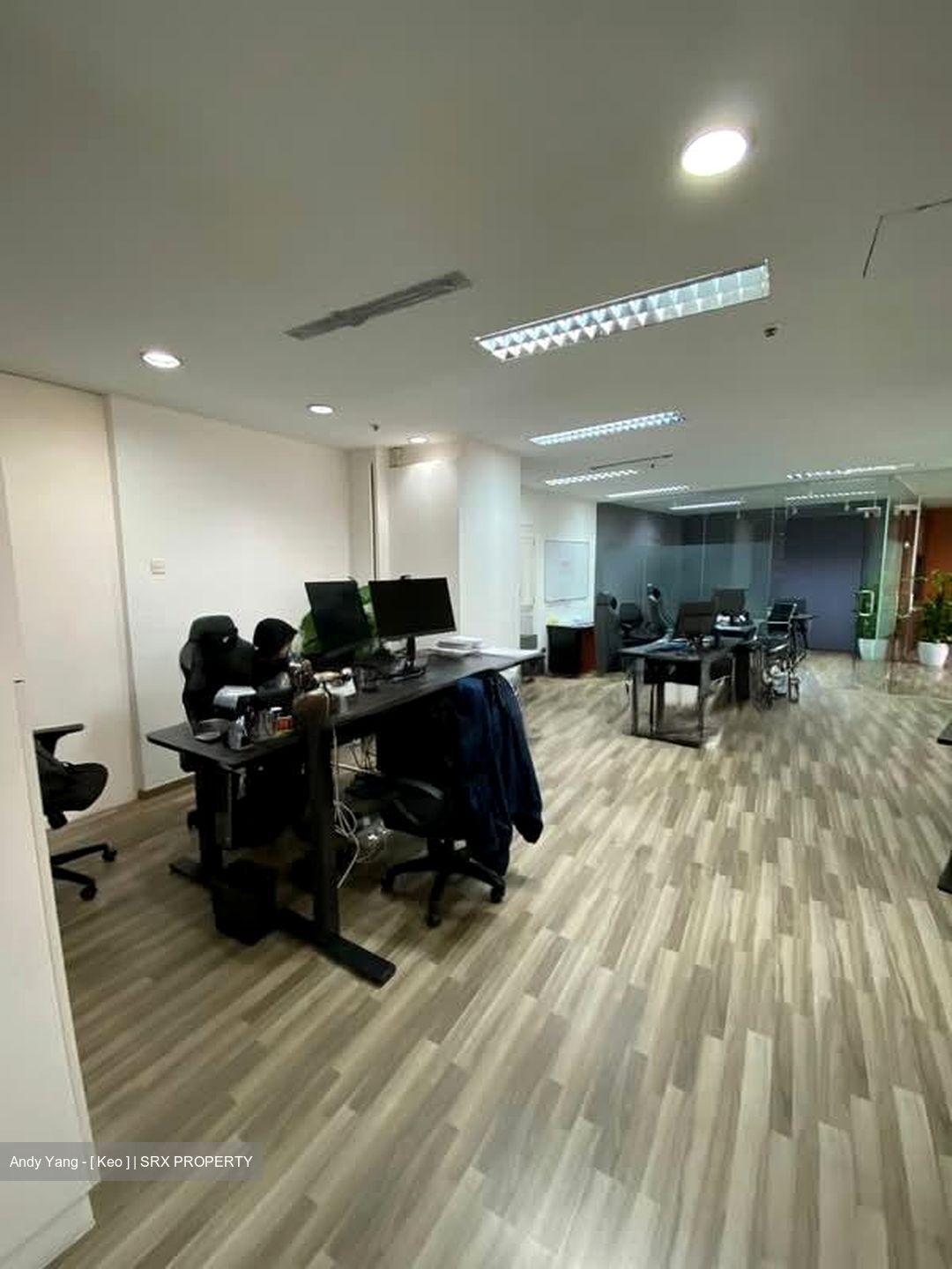 The Plaza (D7), Office #552416421